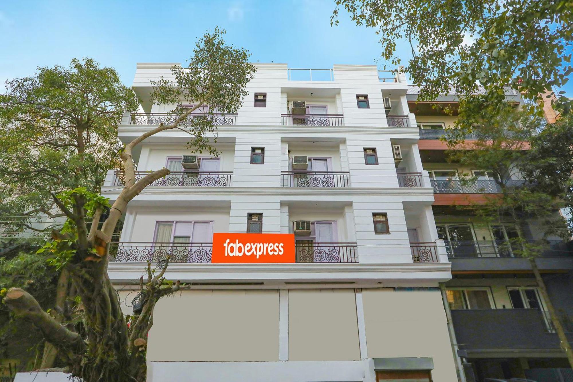 Fabexpress Lotus Palace New Delhi Exterior photo
